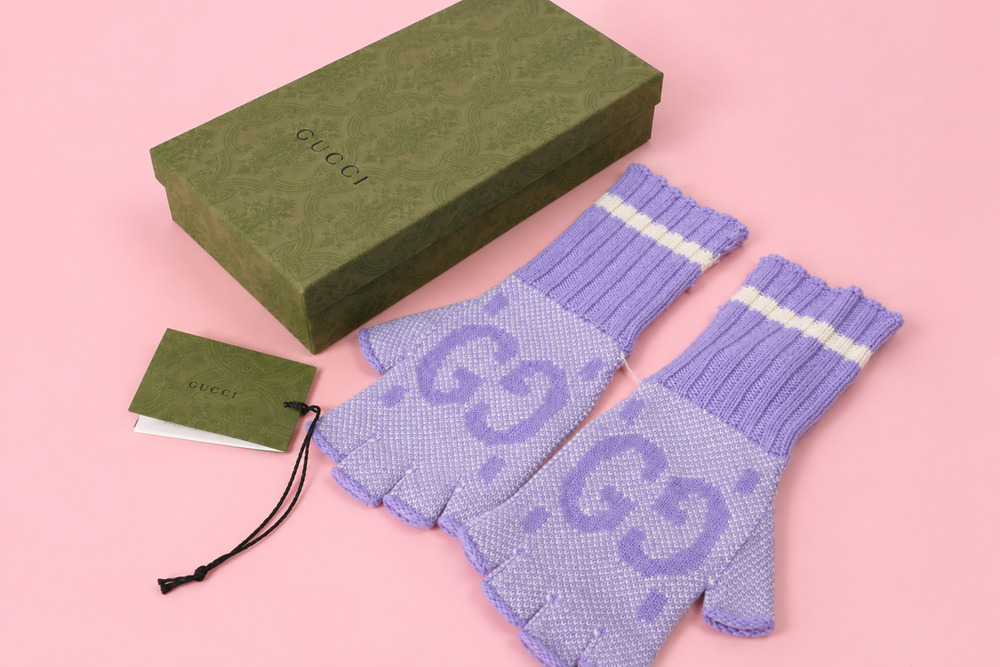 Gucci GG Knit Cashmere Fingerless Gloves Lilac Lavender Purple Size M 210/100